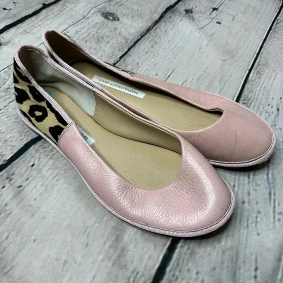 Diane Von Furstenberg Shoes - Diane von Furstenberg Botswana Pink Leather Calf Hair Flat Shoes 7.5